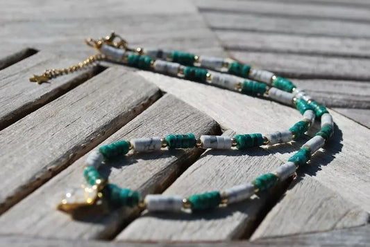 Collier Jaspe et Howlite