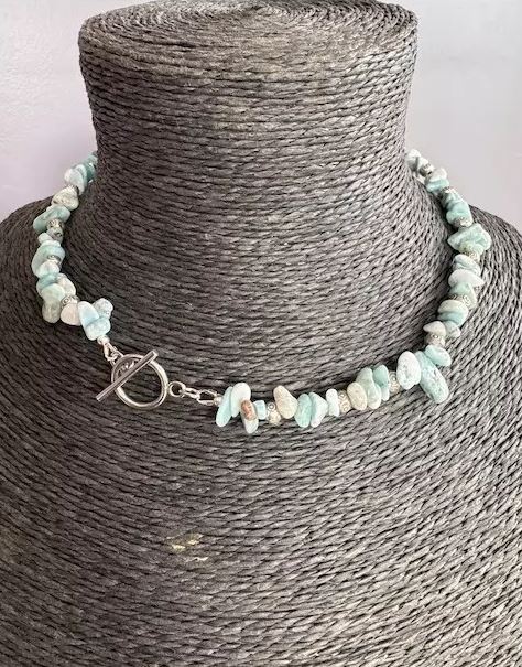 Collier en Larimar naturel