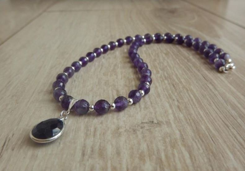 Collier en améthyste