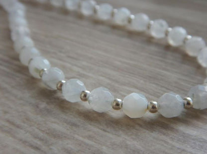 Collier en pierre de lune