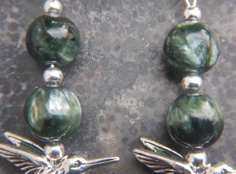 Boucles d’oreilles en séraphinite